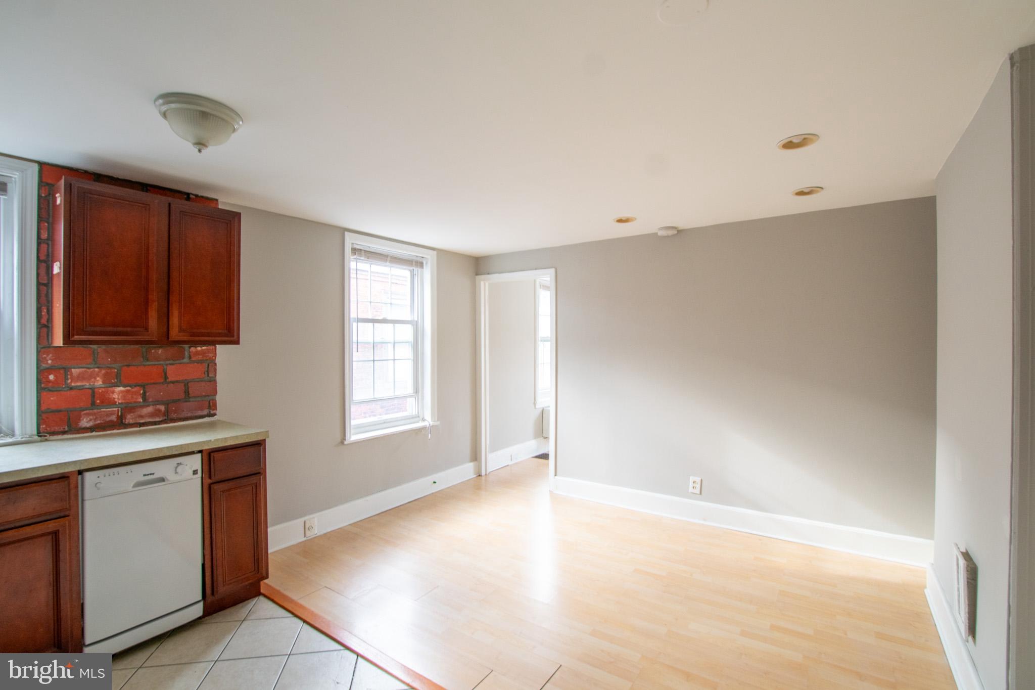 FAIRMOUNT - Residential Lease