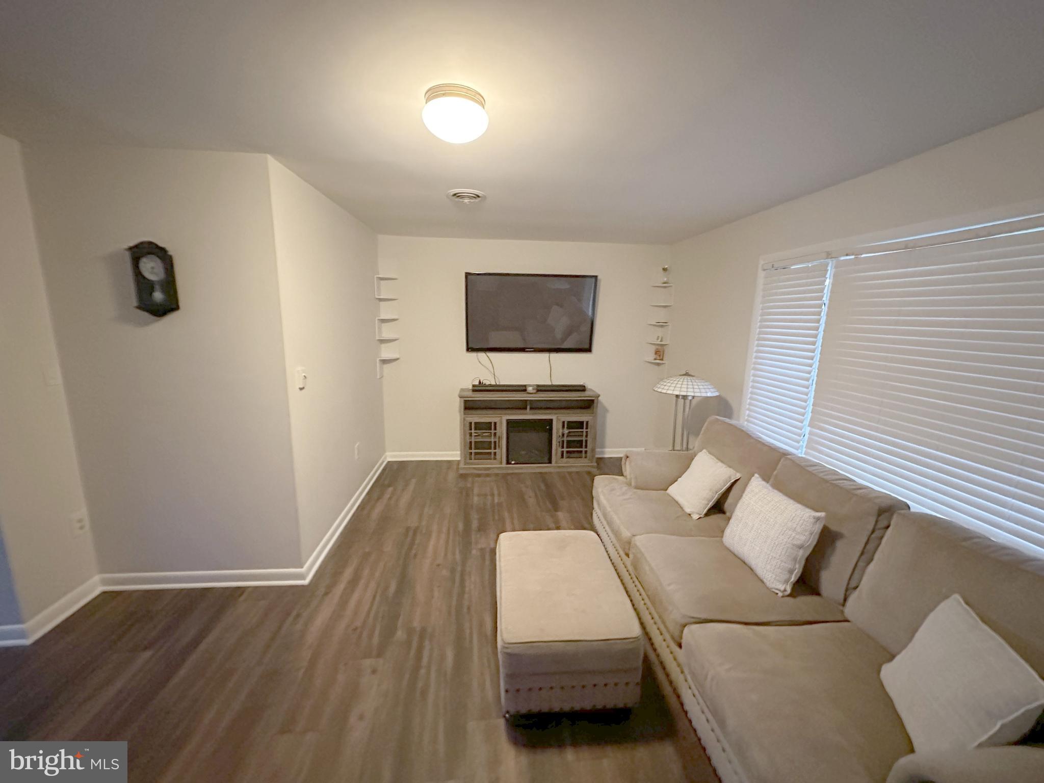 BRIGHTWOOD ACRES - Residential