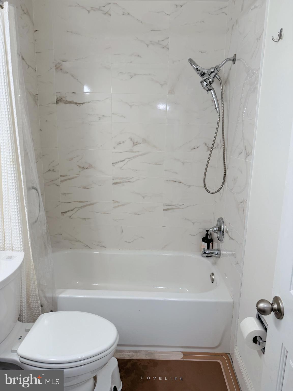 TILDEN WOODS - Residential Lease