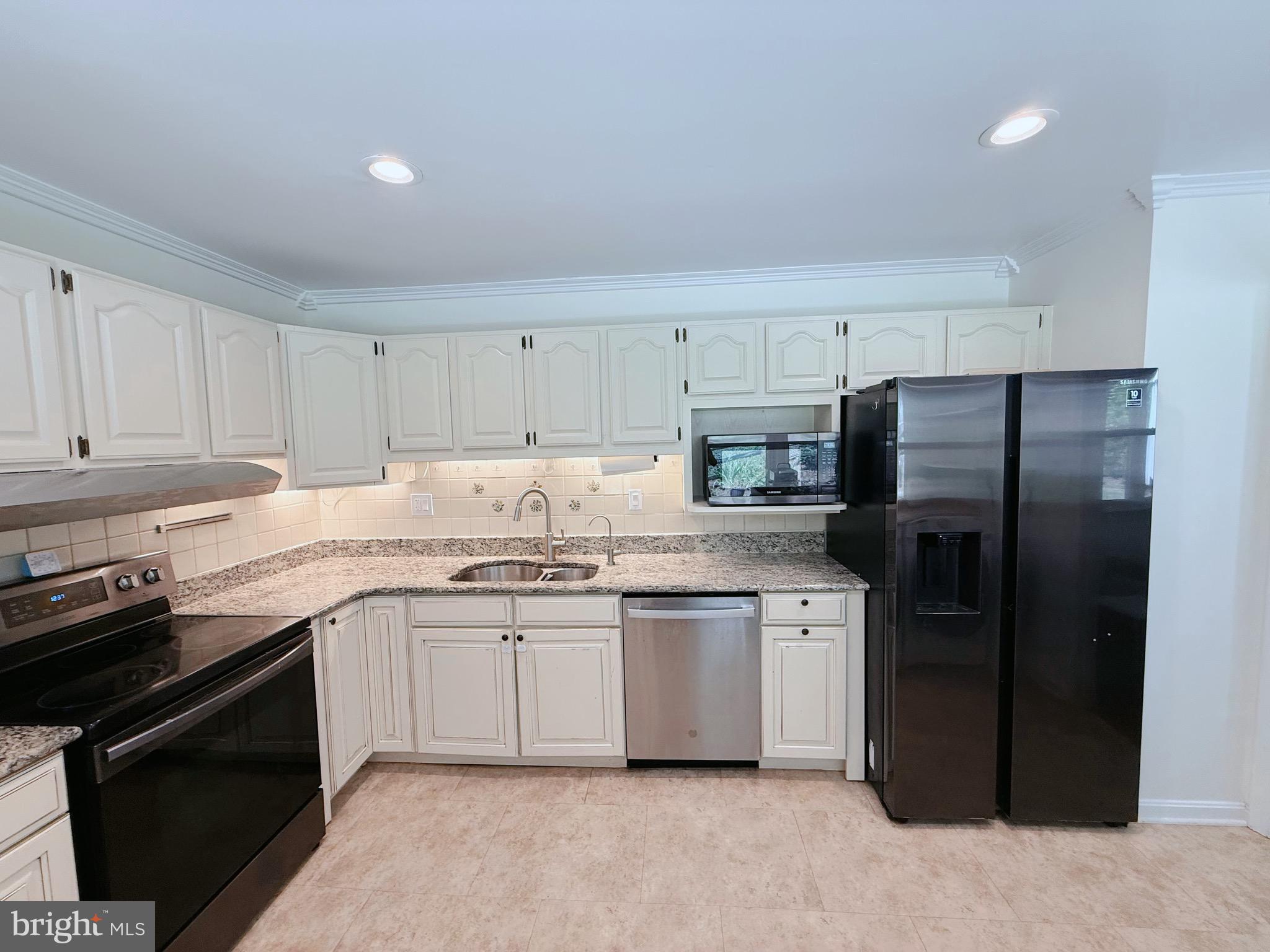 TILDEN WOODS - Residential Lease