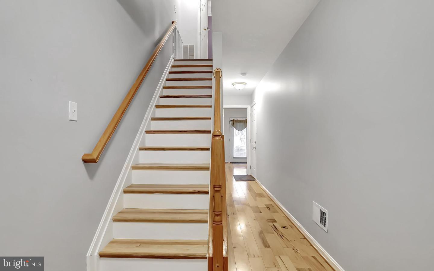 HAMMONDS MILL - Residential