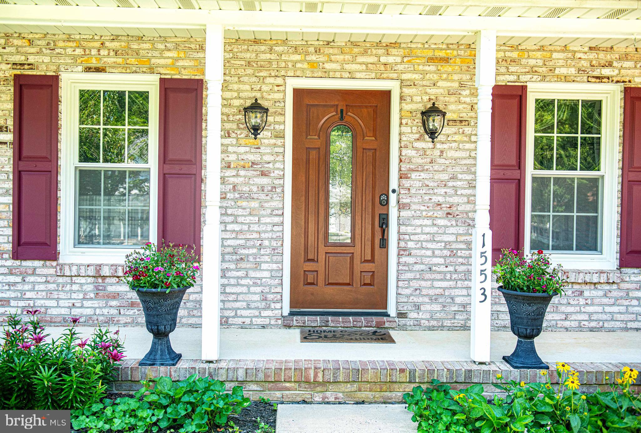 1553 FOXBOROUGH DRIVE