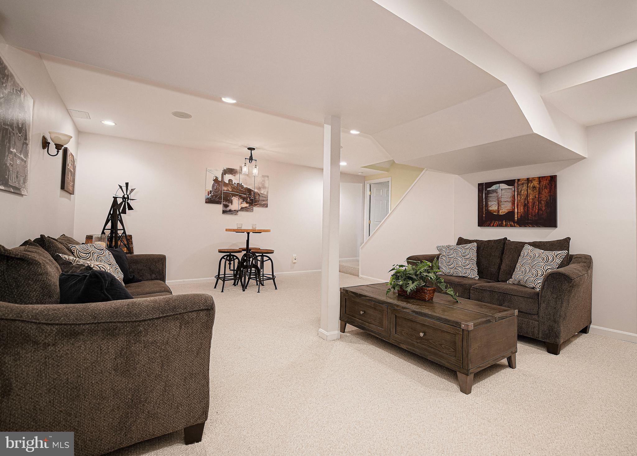 FOXBOROUGH FARMS - Residential