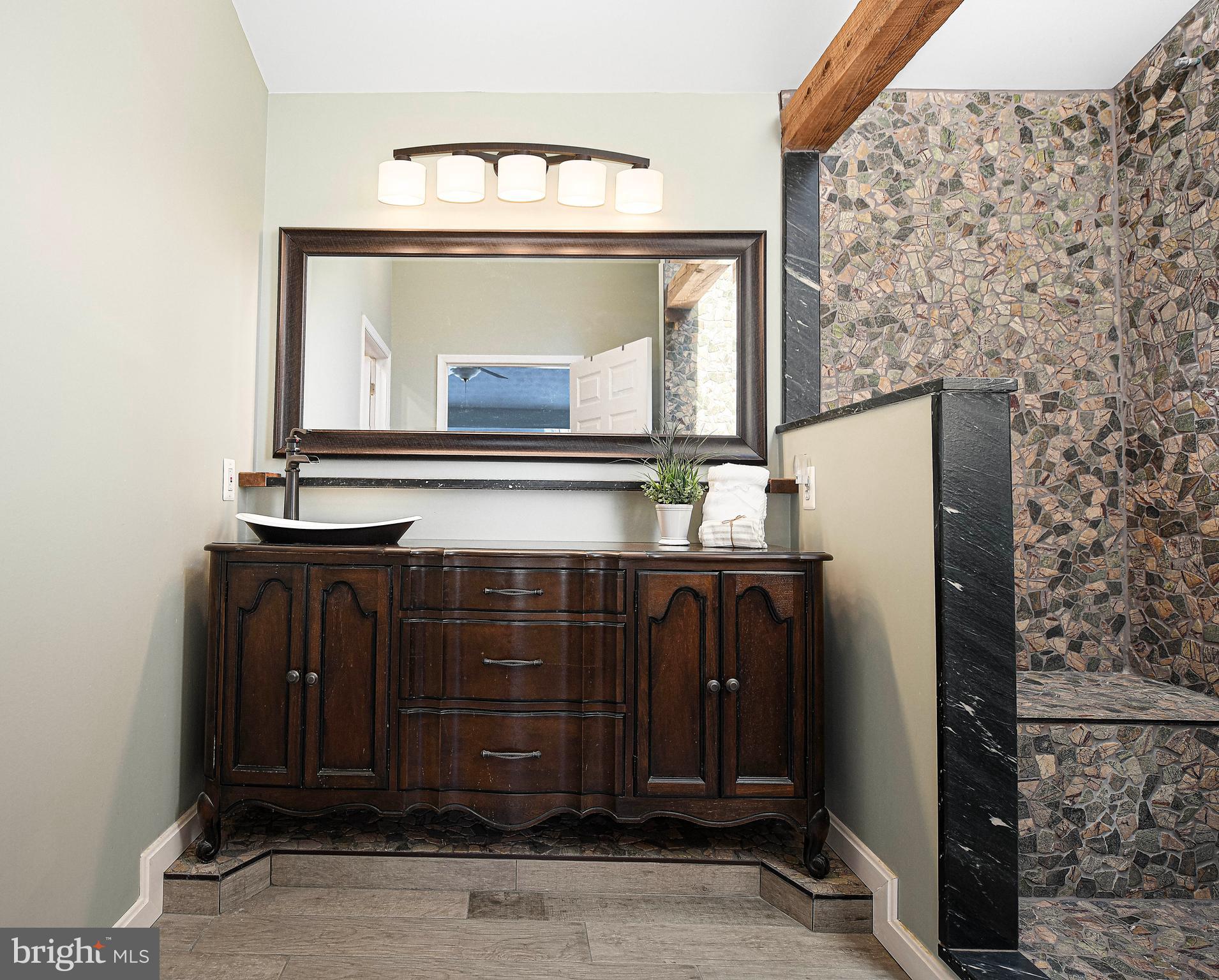 FOXBOROUGH FARMS - Residential