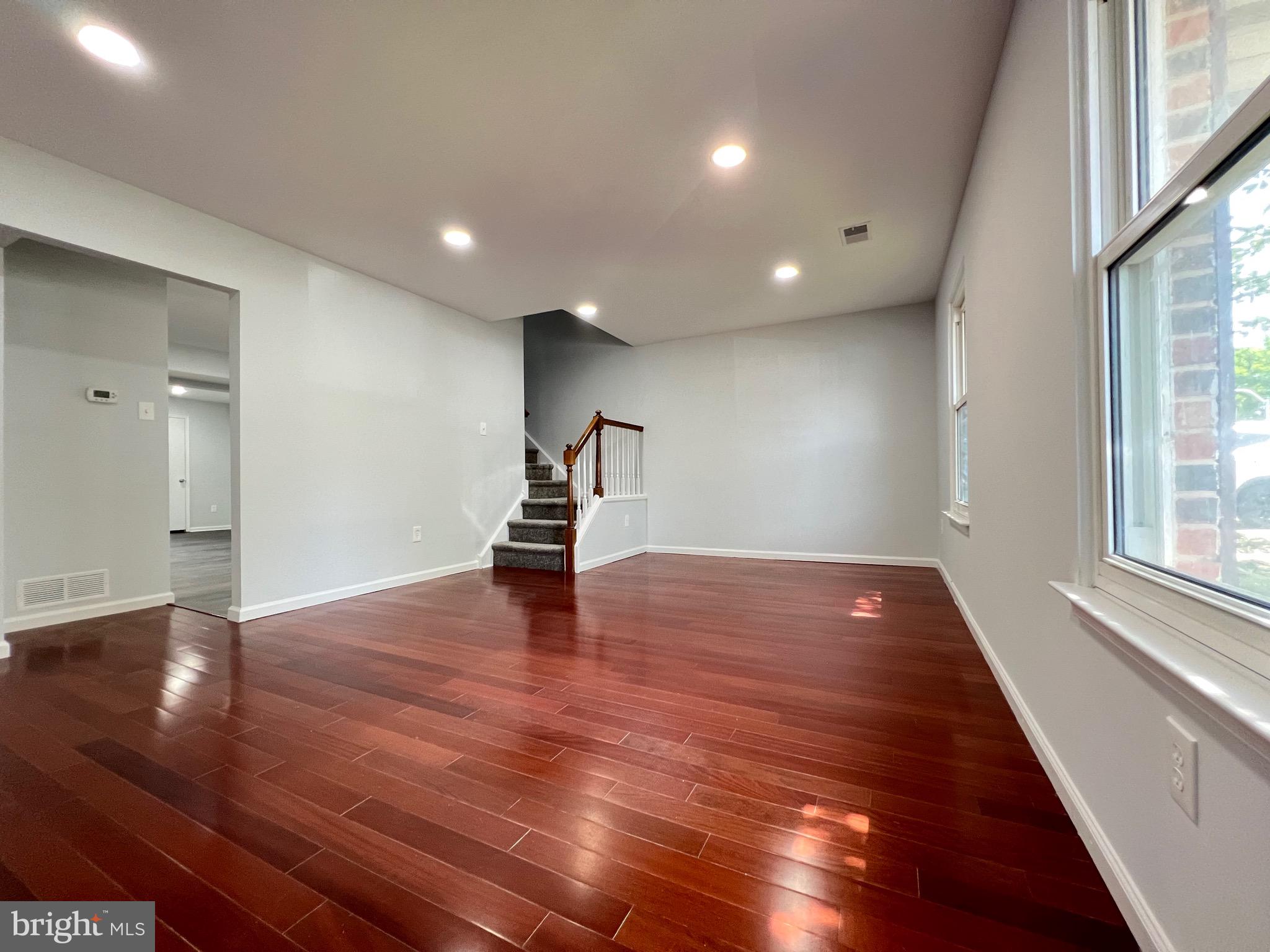 CEDAR GROVE ESTS - Residential