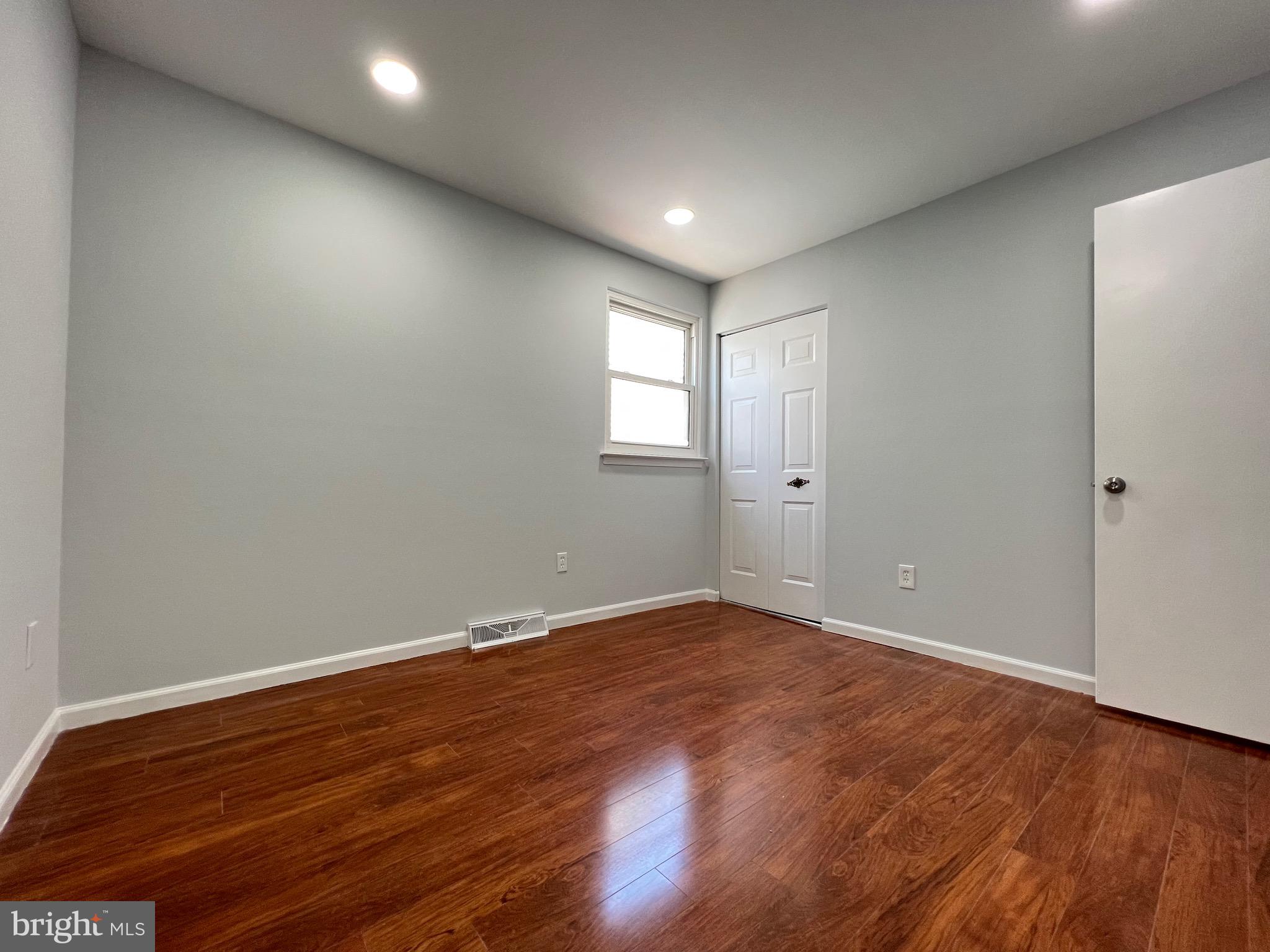 CEDAR GROVE ESTS - Residential