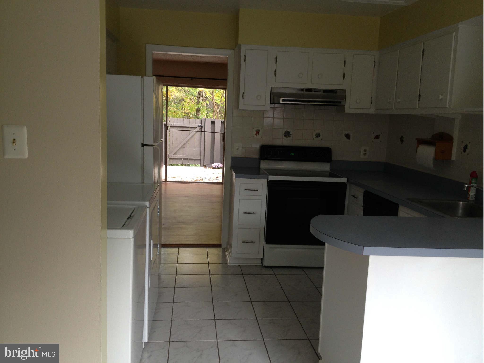 RESTON - Residential Lease