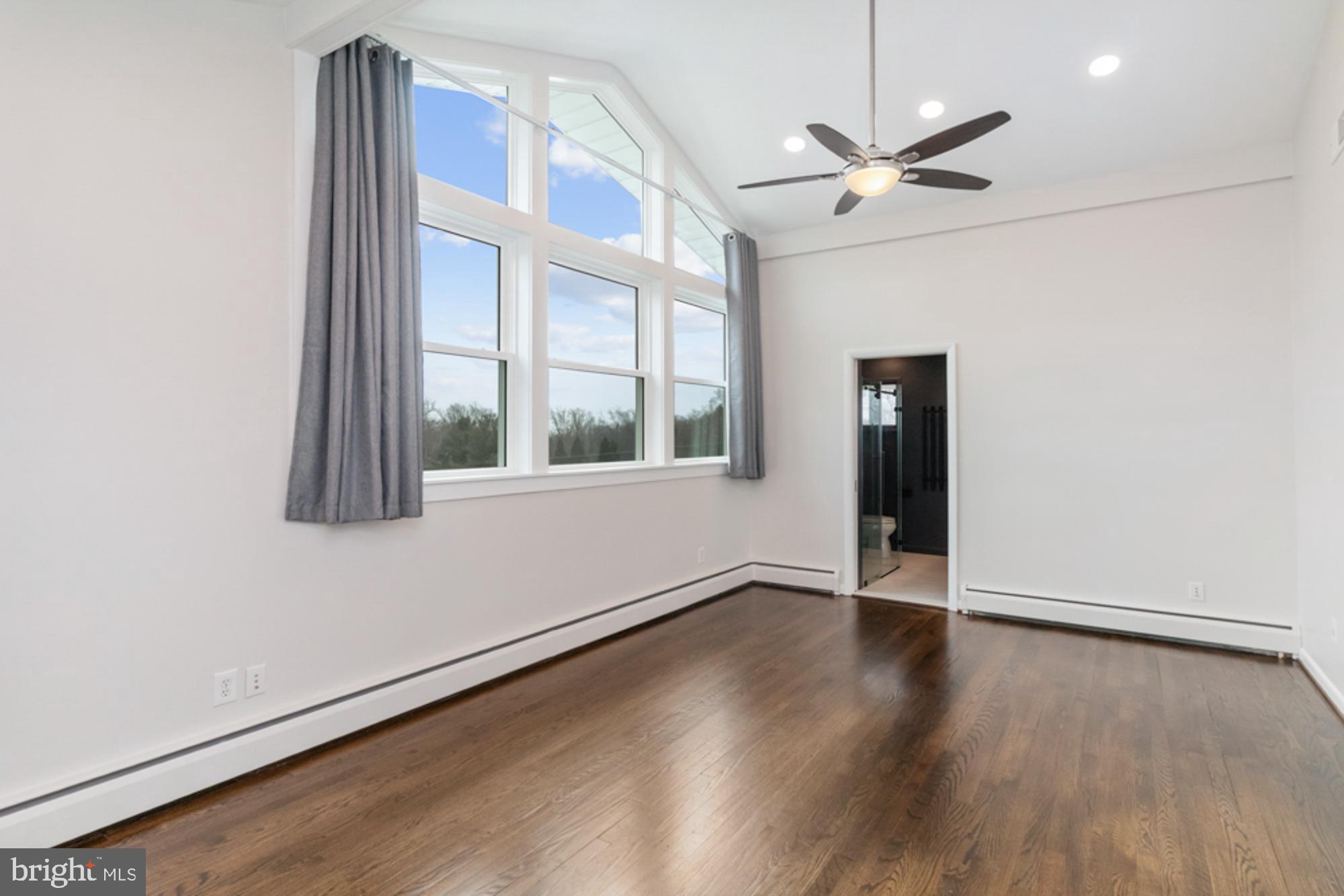 SUMMER HILL - Residential