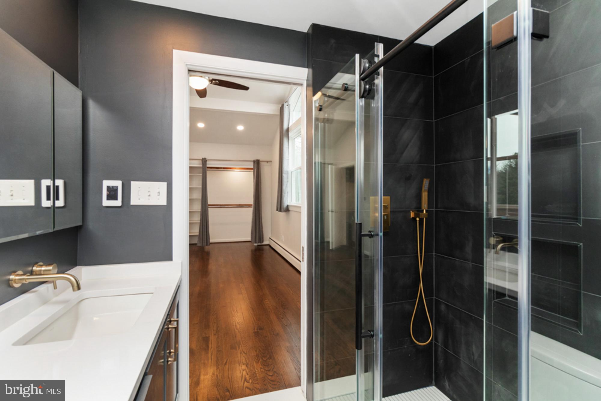 SUMMER HILL - Residential