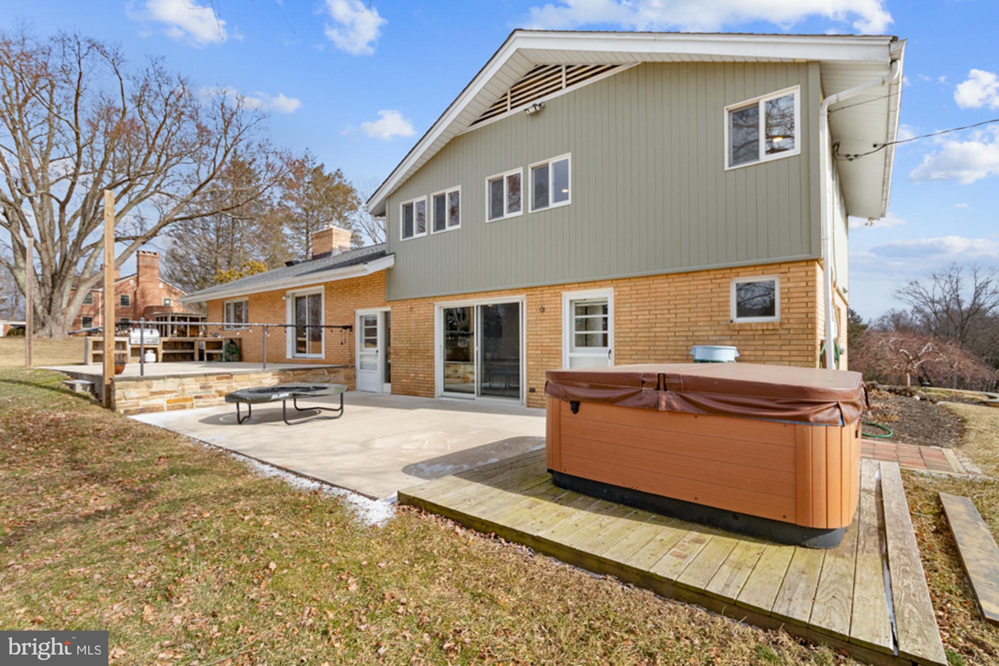 SUMMER HILL - Residential