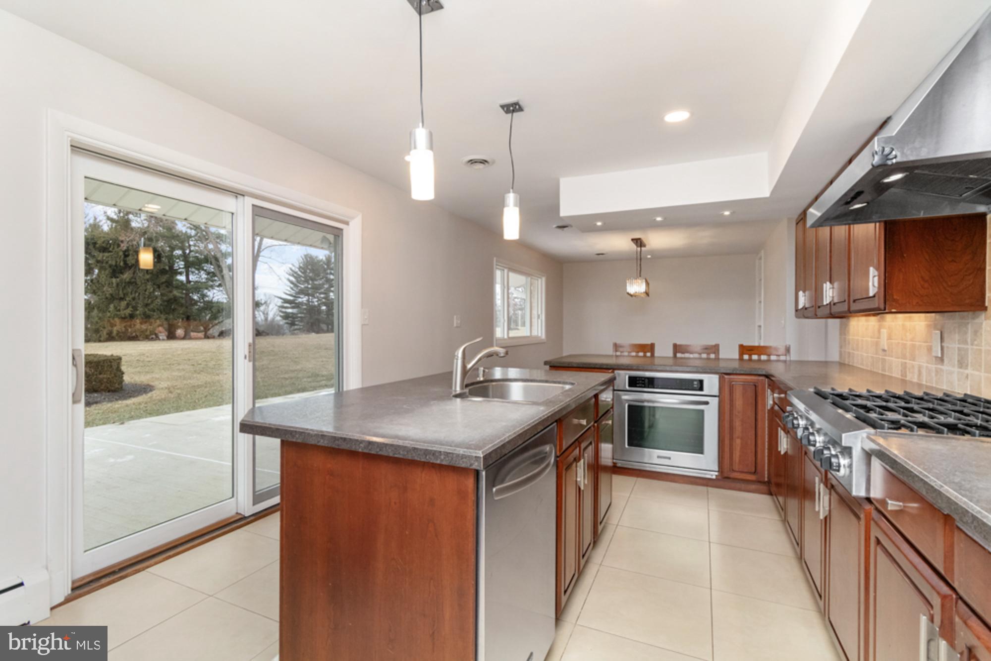 SUMMER HILL - Residential