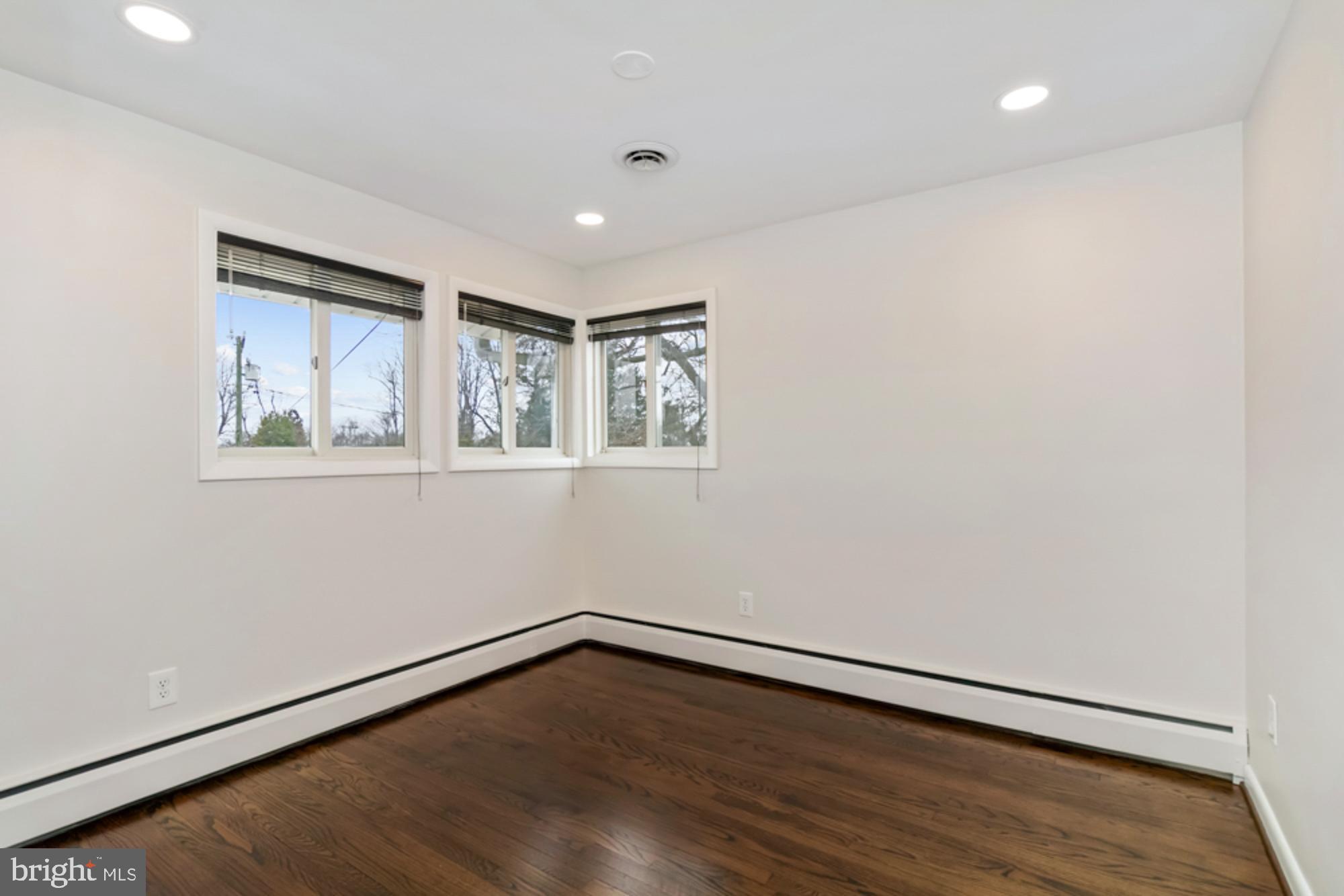 SUMMER HILL - Residential