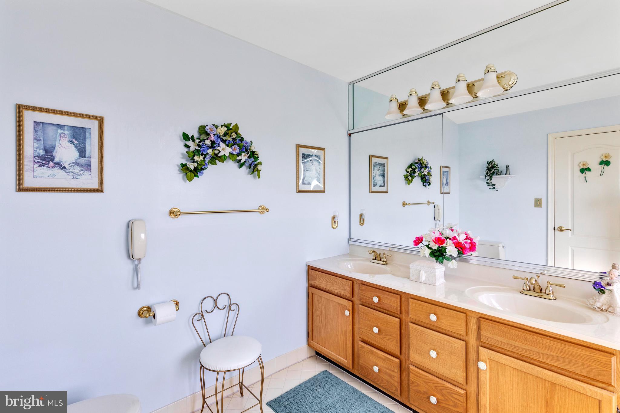 BLUE BELL CC - Residential