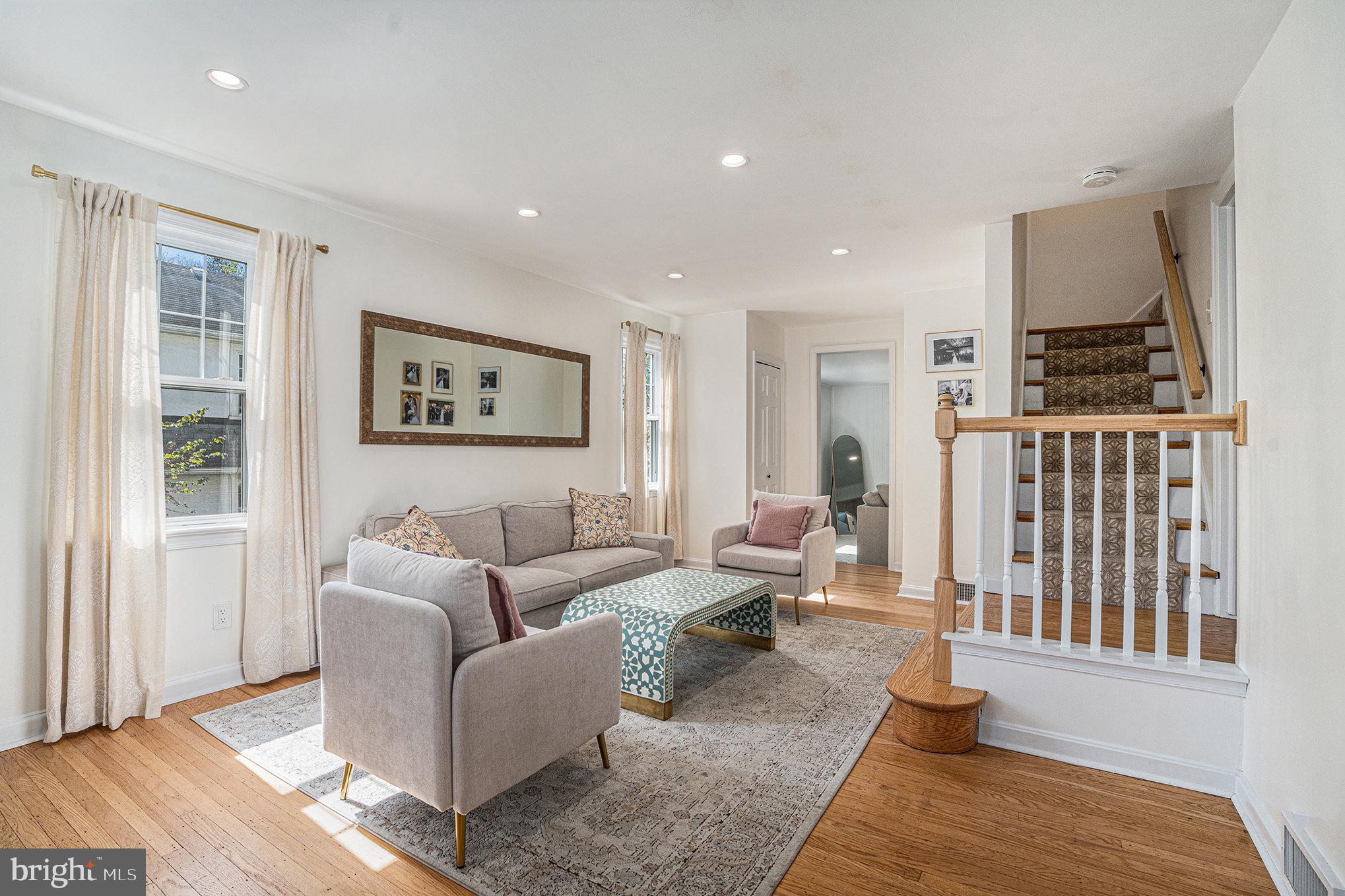 PADDOCK FARMS - Residential