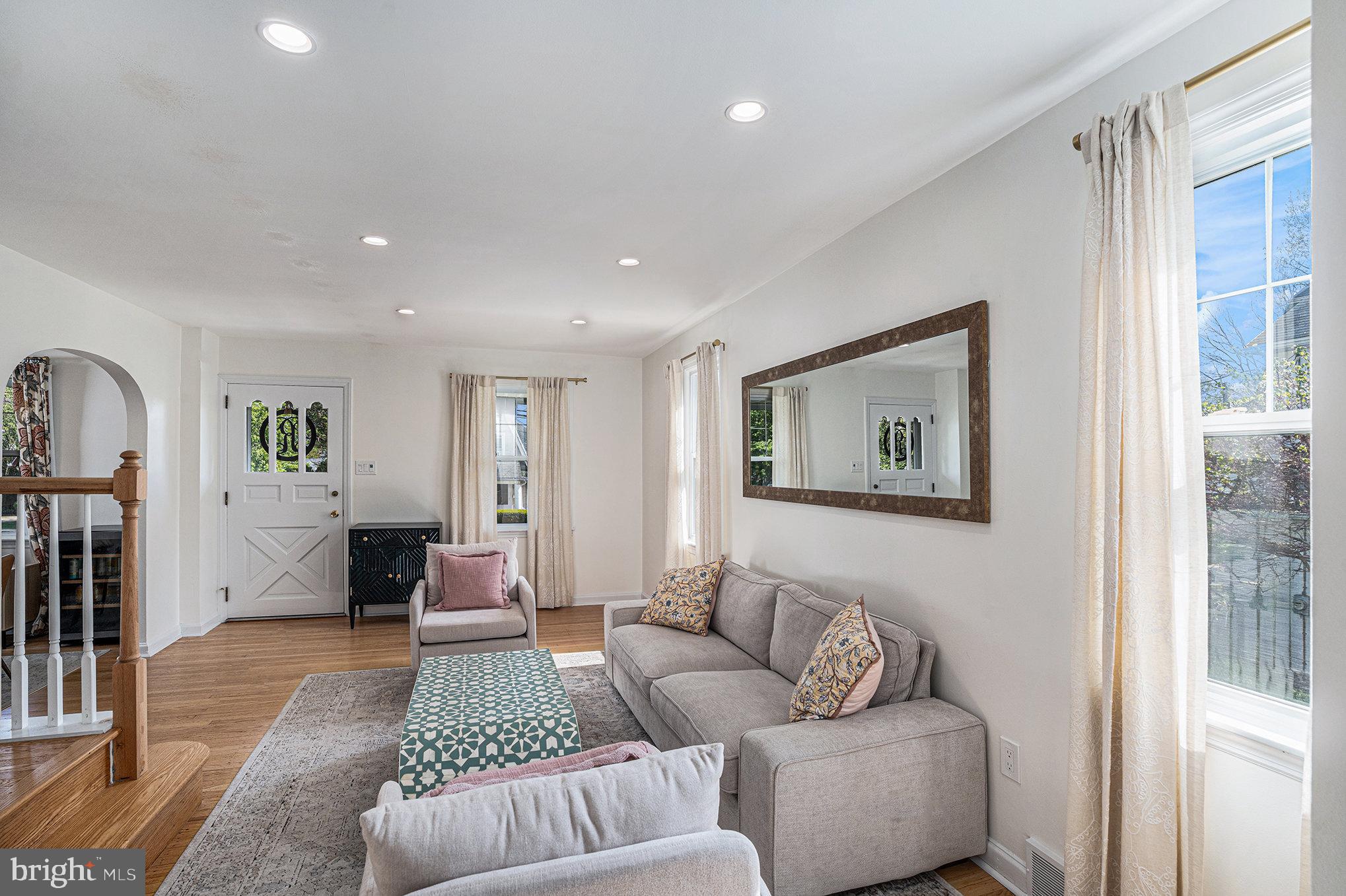 PADDOCK FARMS - Residential