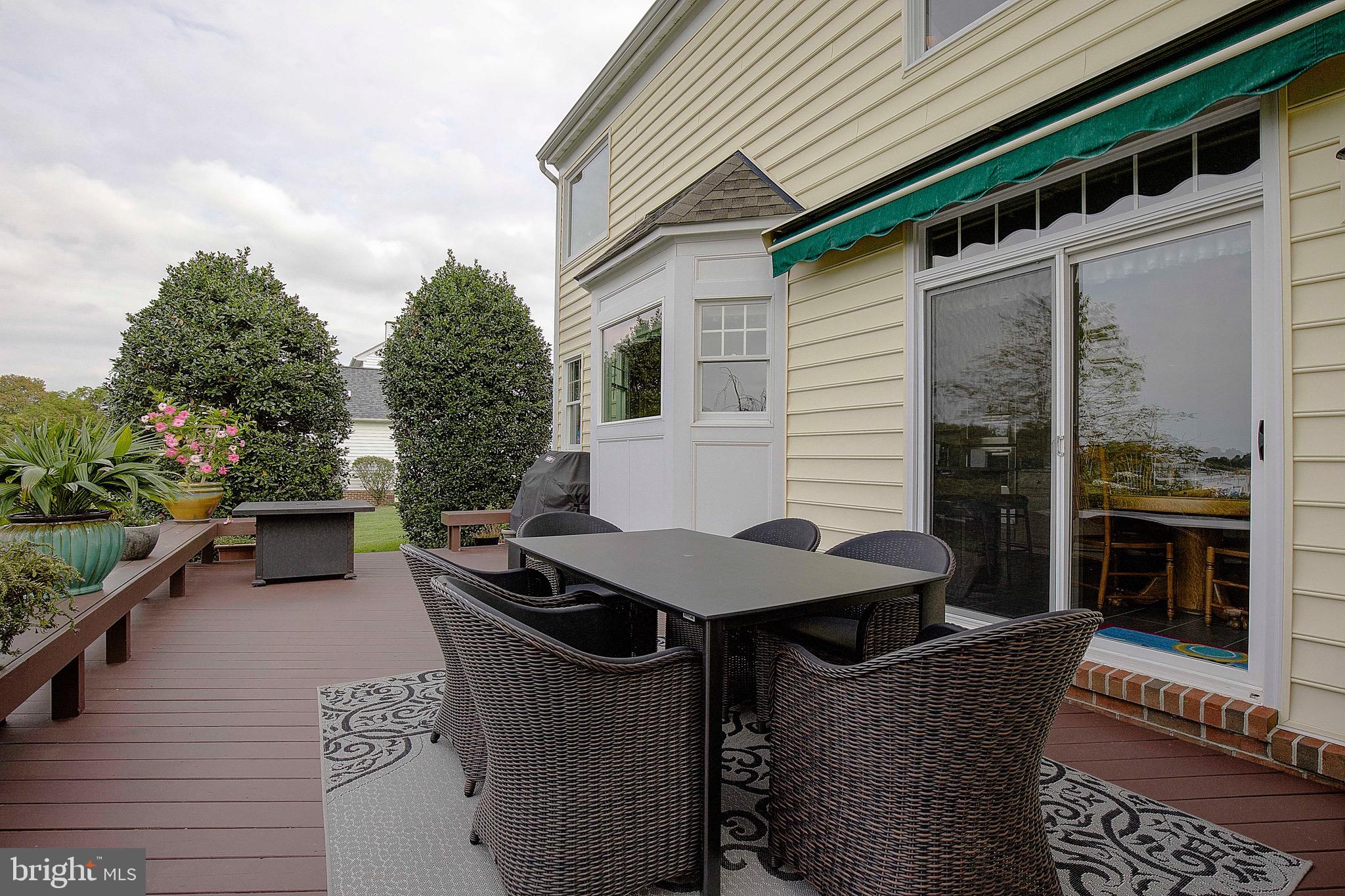 QUEENSTOWN HARBOR - Residential