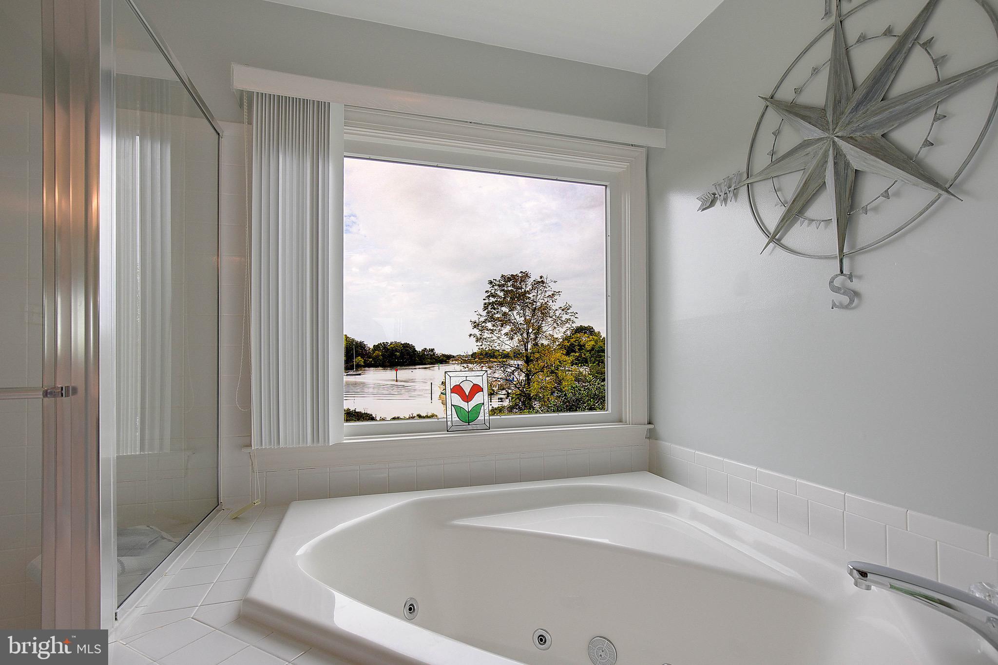 QUEENSTOWN HARBOR - Residential