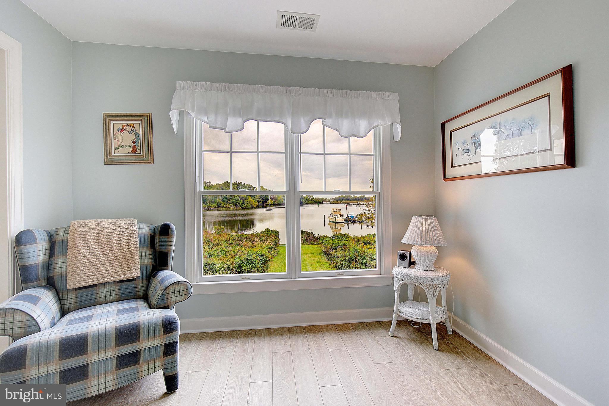 QUEENSTOWN HARBOR - Residential