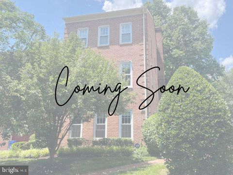 Photo of 20 S Montana Street, ARLINGTON, VA 22204 (MLS # VAAR2075340)