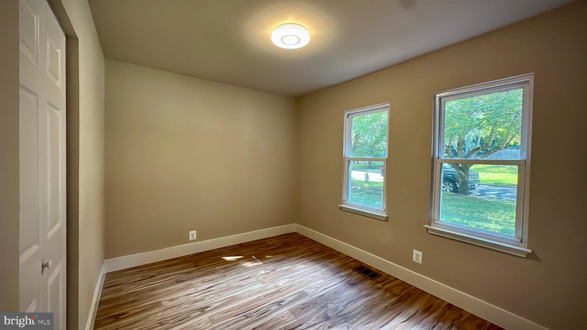 MARLTON - Residential