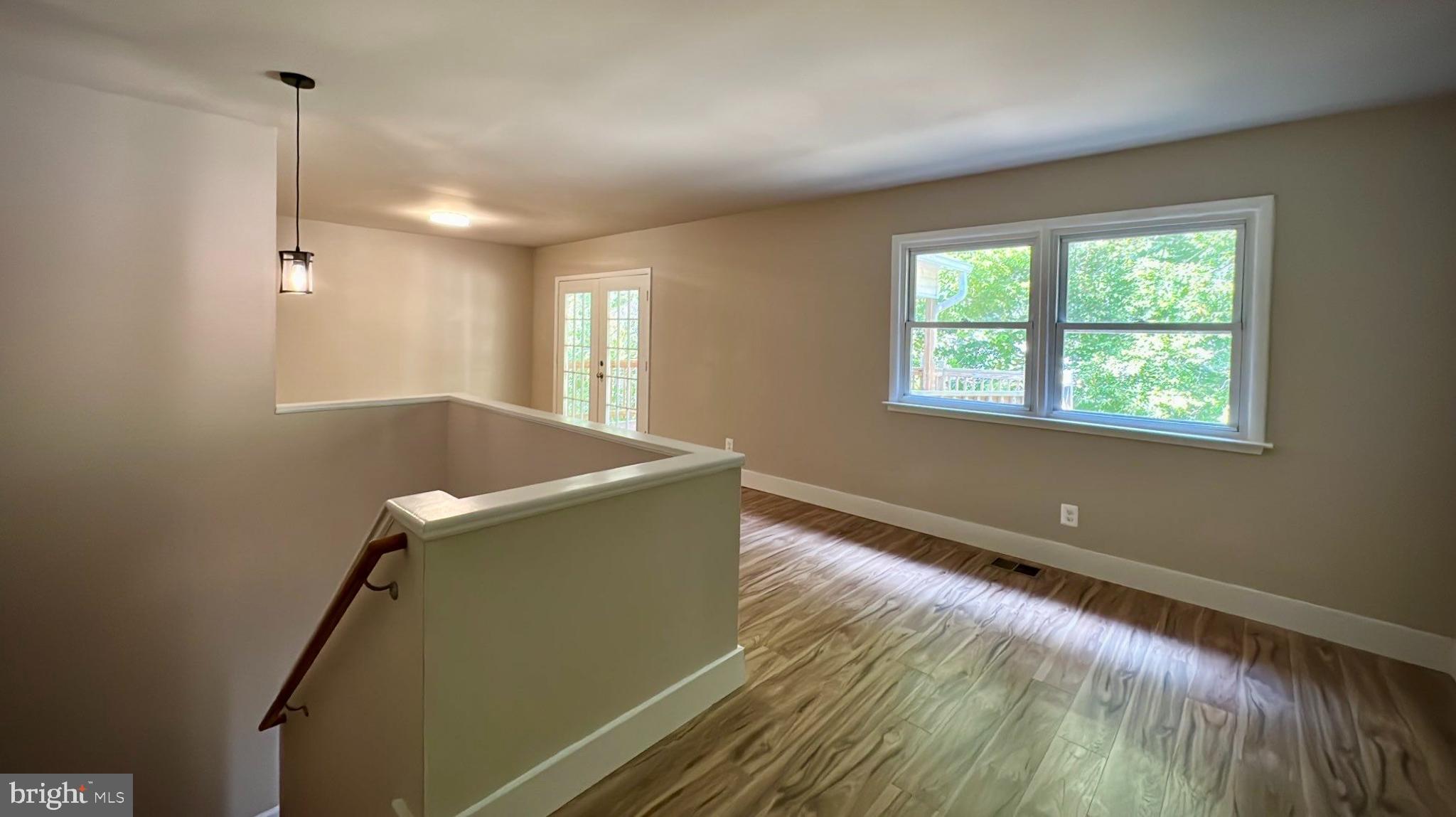 MARLTON - Residential