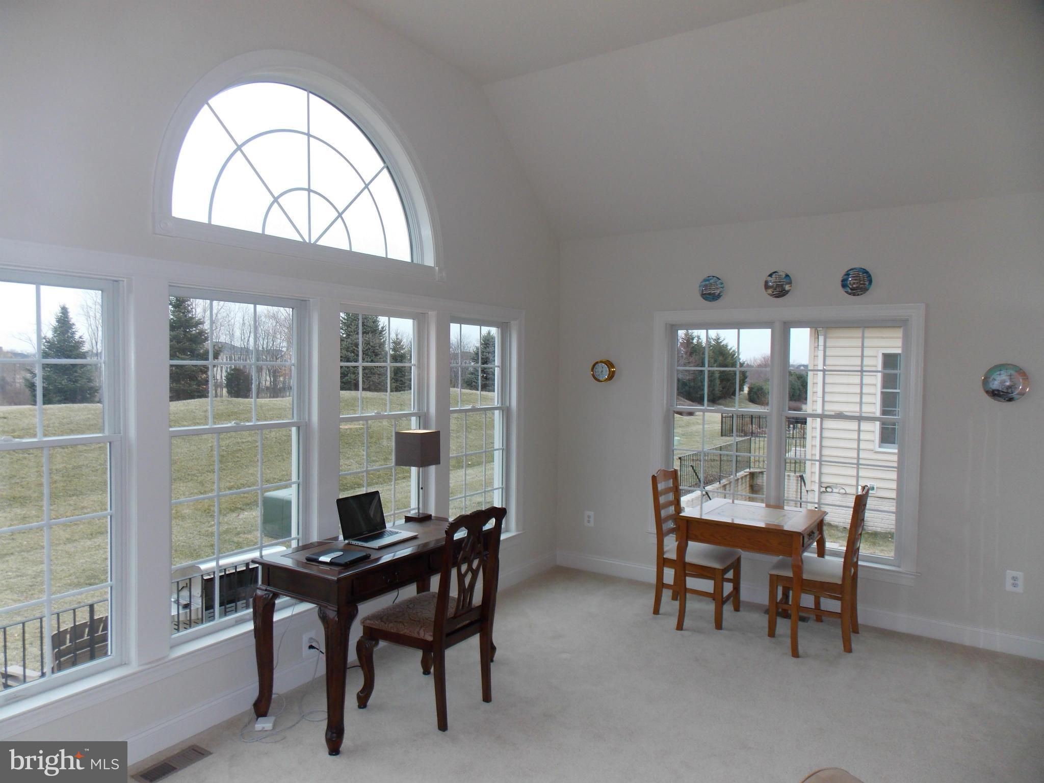 LOUDOUN VALLEY ESTATES - Residential