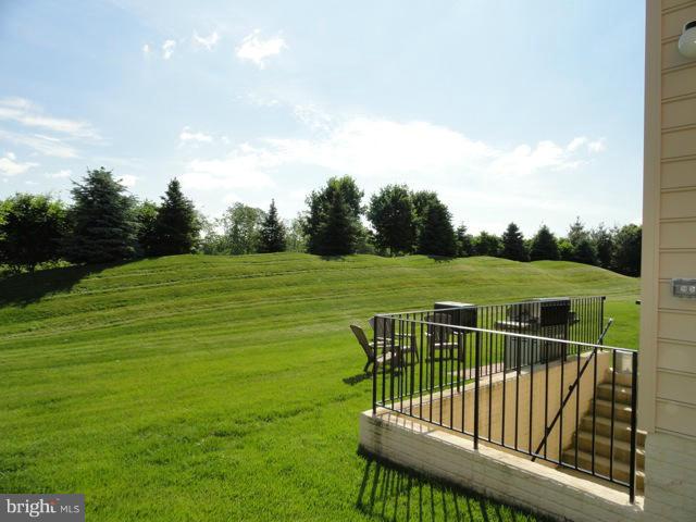 LOUDOUN VALLEY ESTATES - Residential