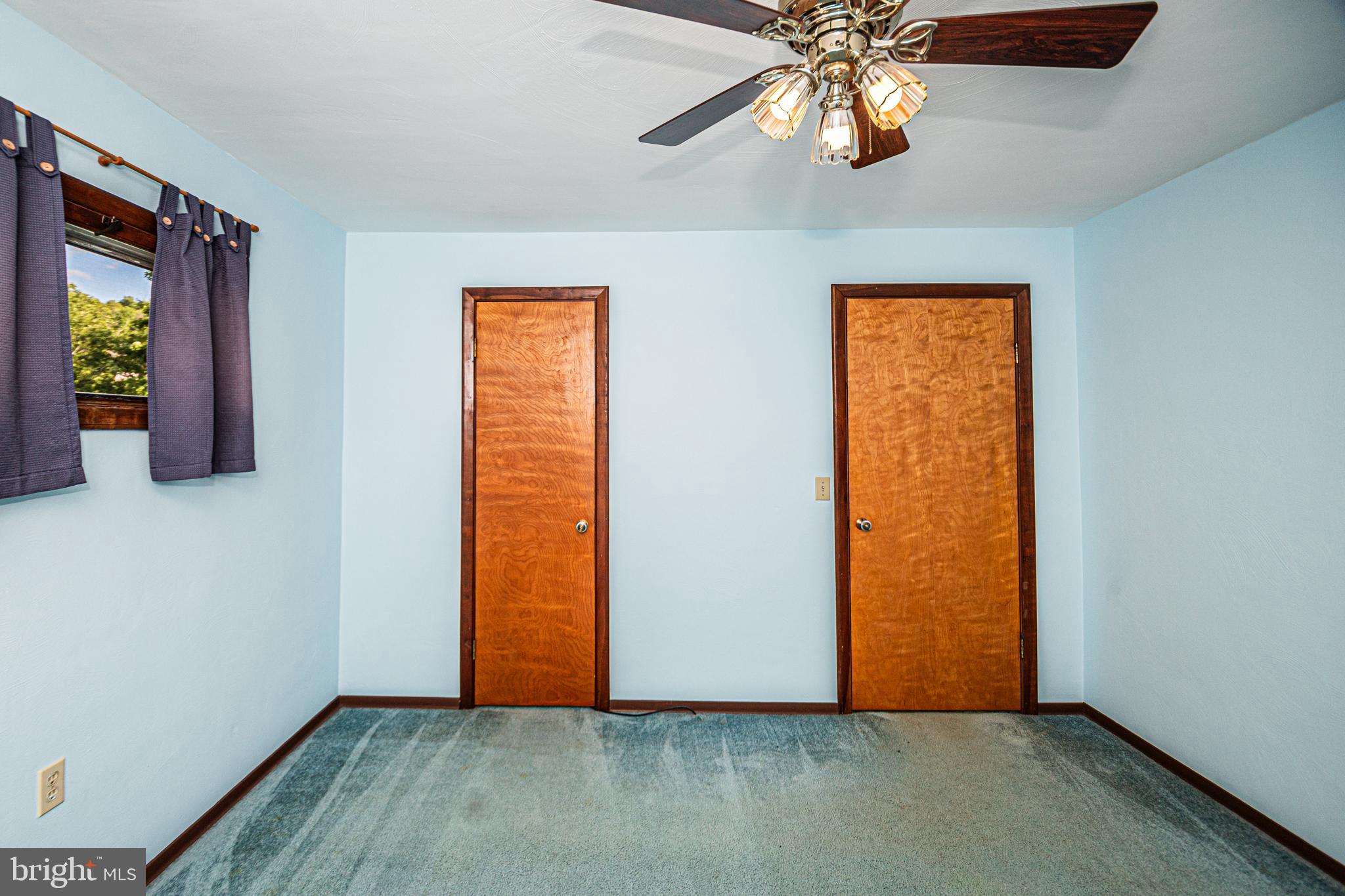 GRANTSVILLE - Residential