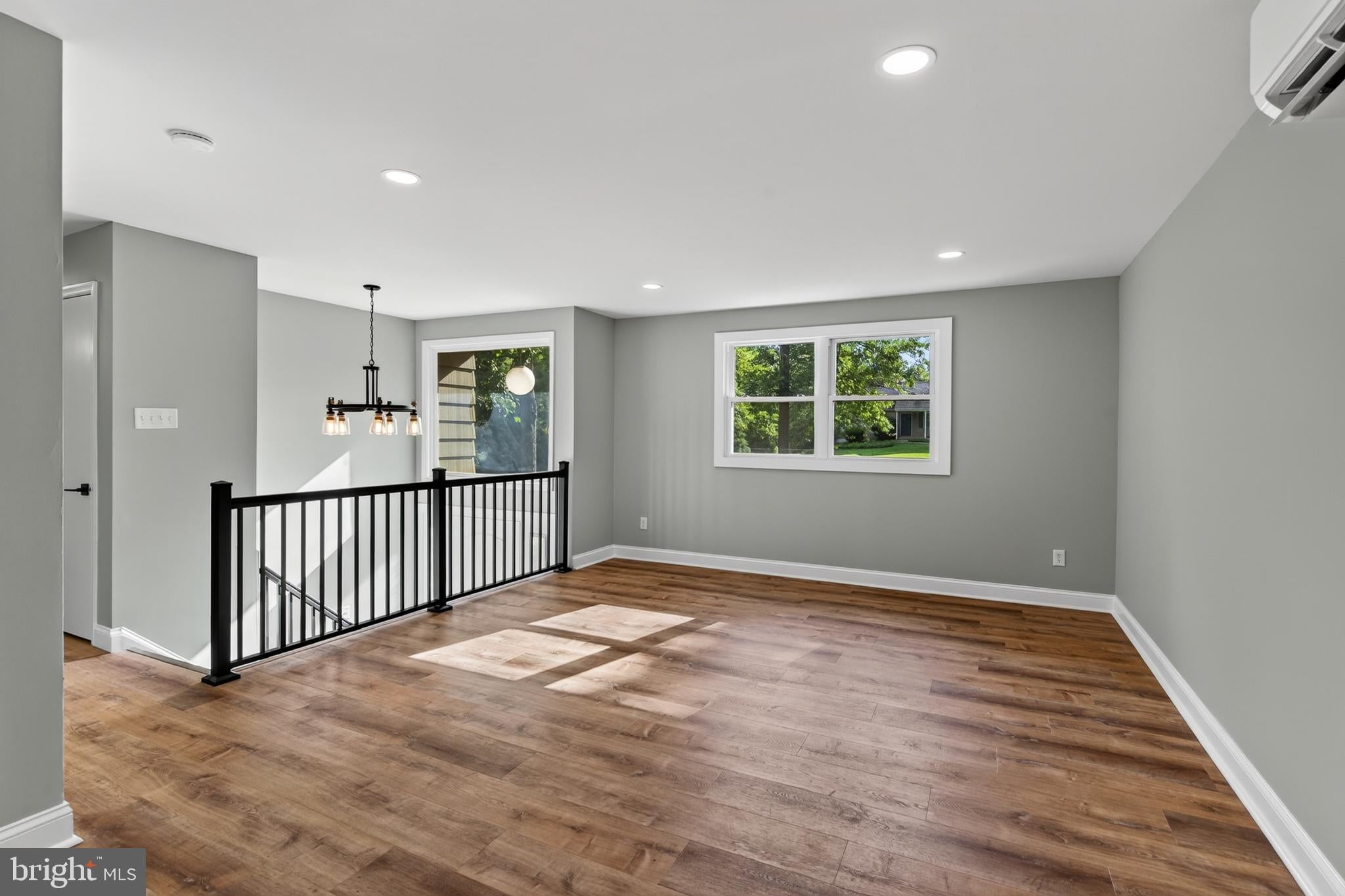 90 SCHOOLHOUSE LANE