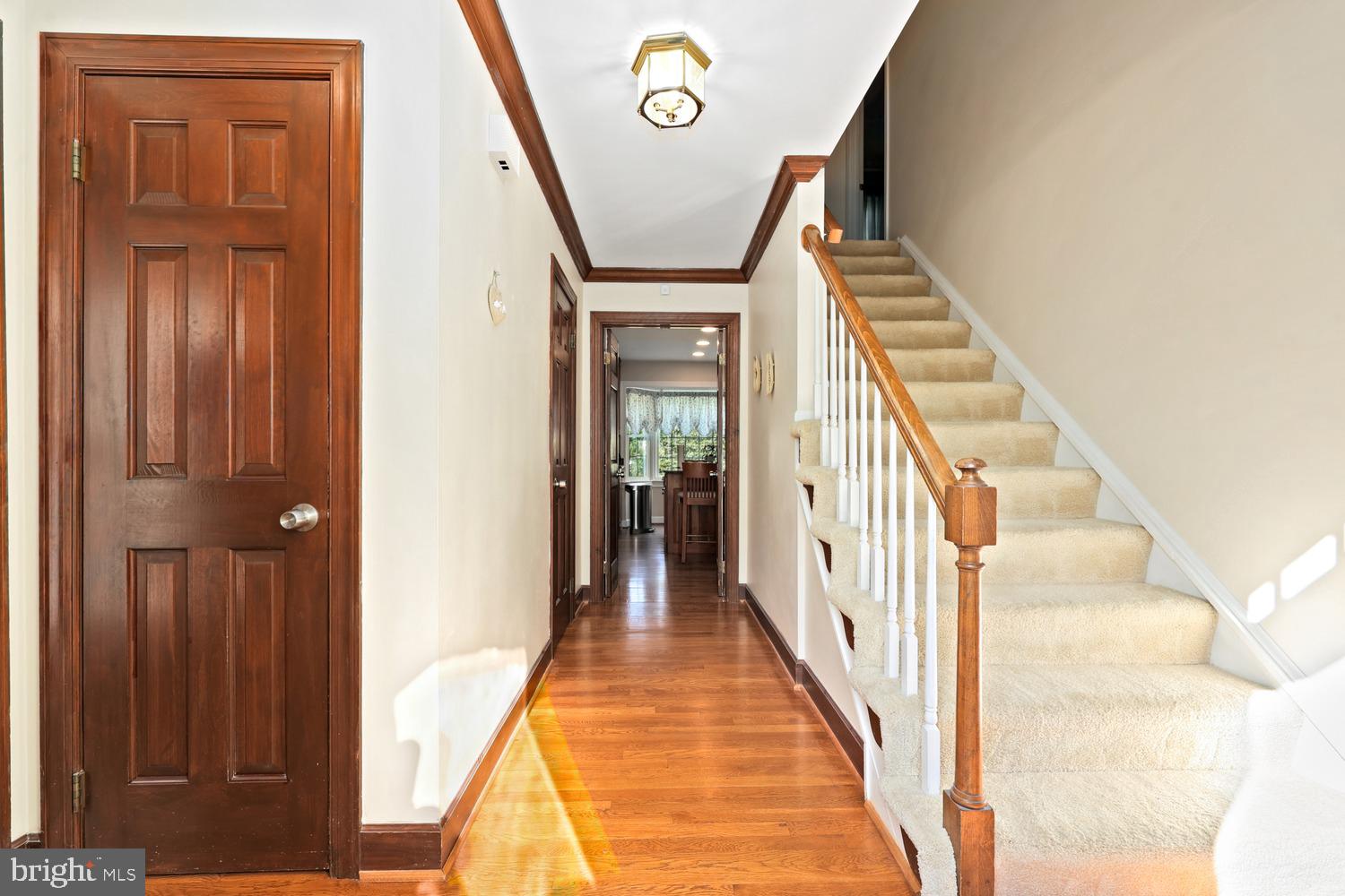 10221 EAGLE LANDING COURT
