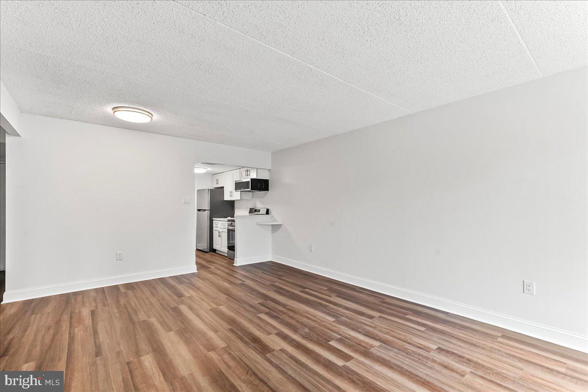 CRUM CREEK VALLEY - Residential