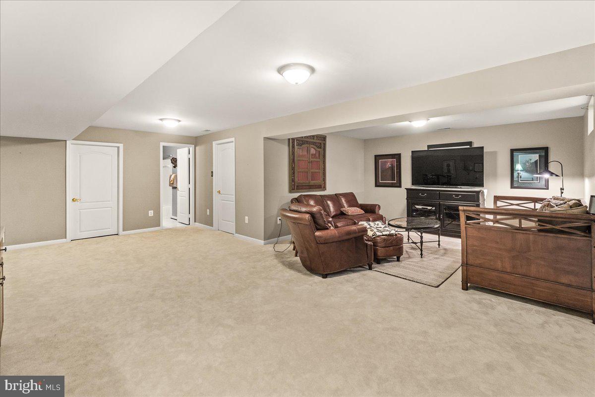 SAMHILL ESTATES - Residential