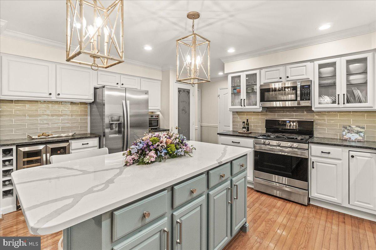 SAMHILL ESTATES - Residential