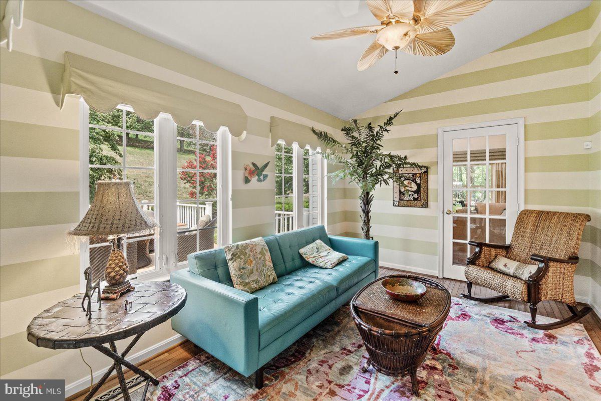 SAMHILL ESTATES - Residential