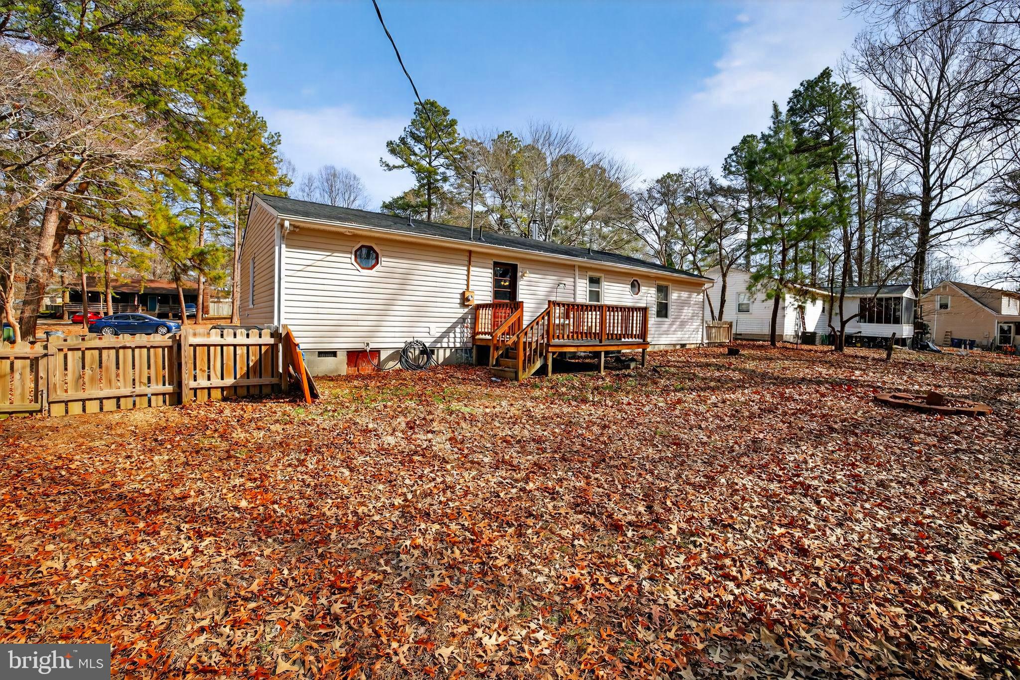 CAROLINE PINES - Residential