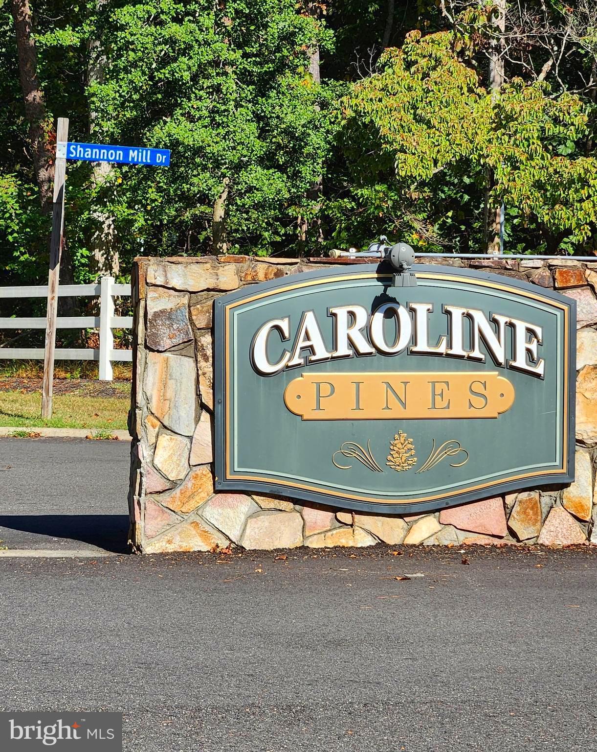 CAROLINE PINES - Residential
