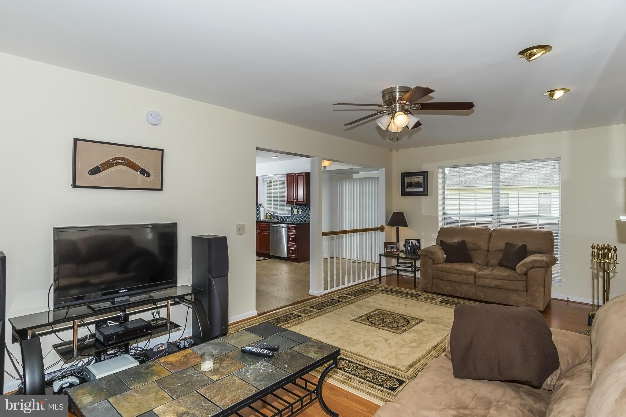 THE PROVINCES - Residential