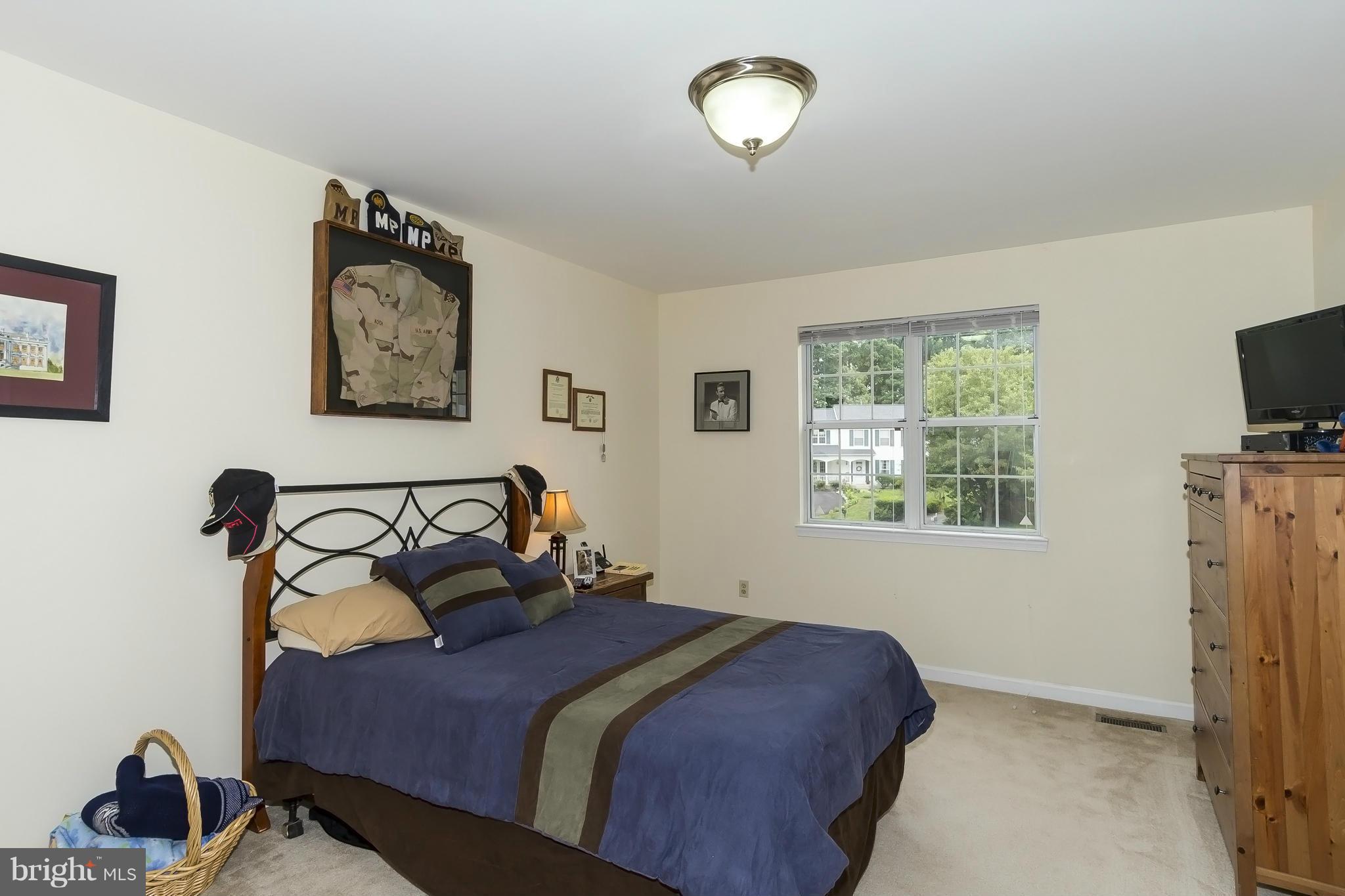 THE PROVINCES - Residential