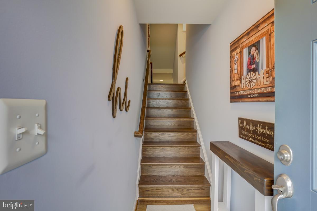 SIGNAL HILL - Residential