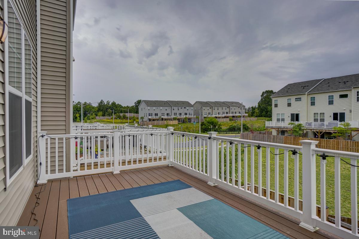 SIGNAL HILL - Residential