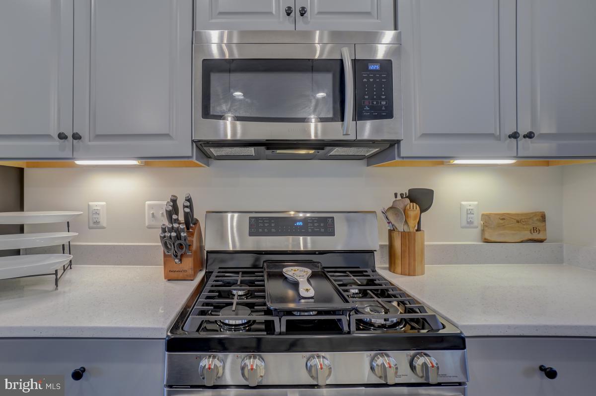 SIGNAL HILL - Residential