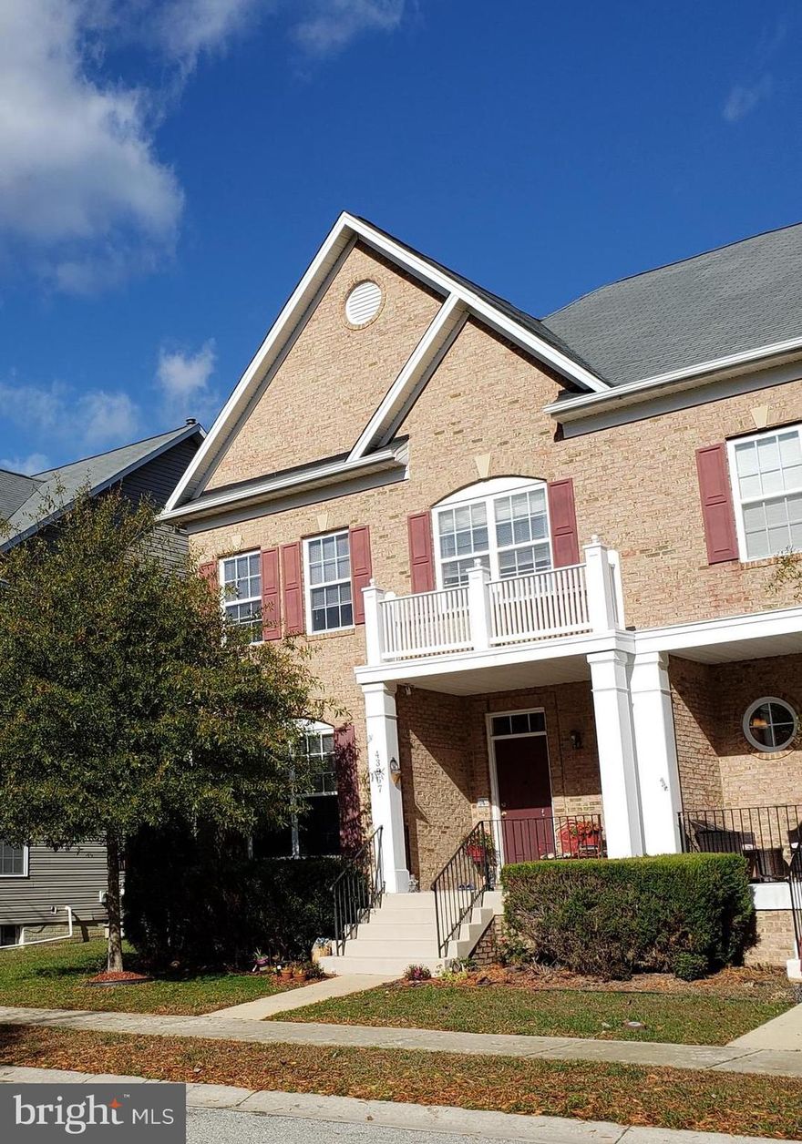 This fully expanded Duet is so spacious. Check out the large family room open to the kitchen and rear deck for entertaining or just fresh air.  Fully finished basement with large rec room. Additional washer and dryer hookup in the basement. Huge bedrooms and amazing master bath area. Centrally located and easy access to and from Wildewood. Check this one out.