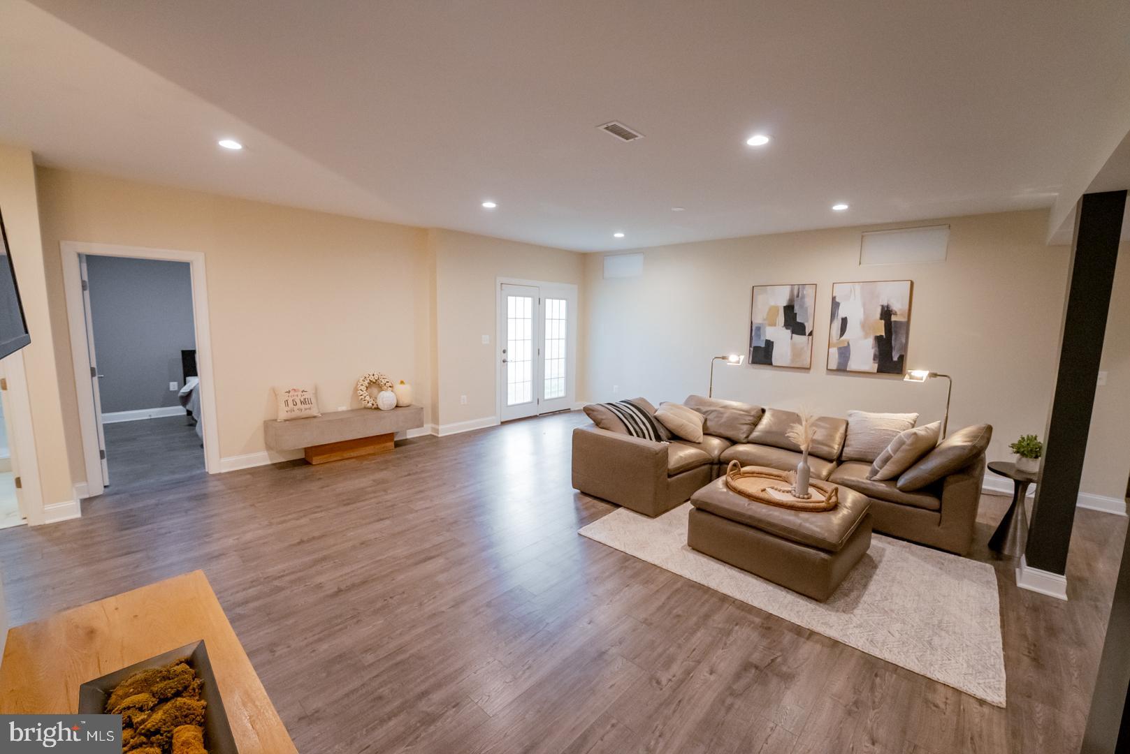 OLD WHEATLAND - Residential