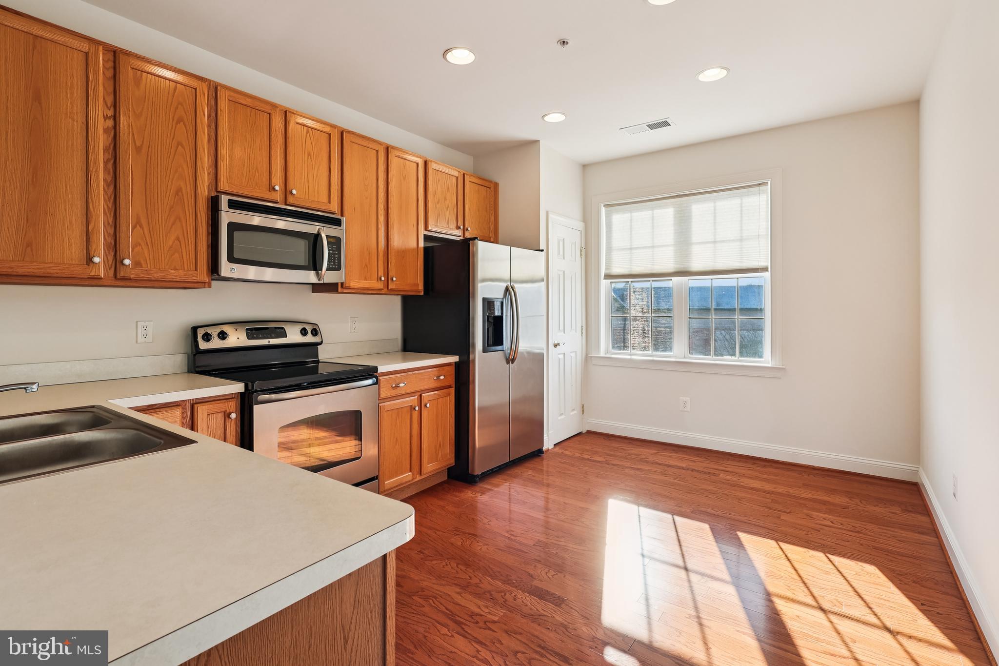 SEVERNA PARK GATEWAY VILLAGE - Residential