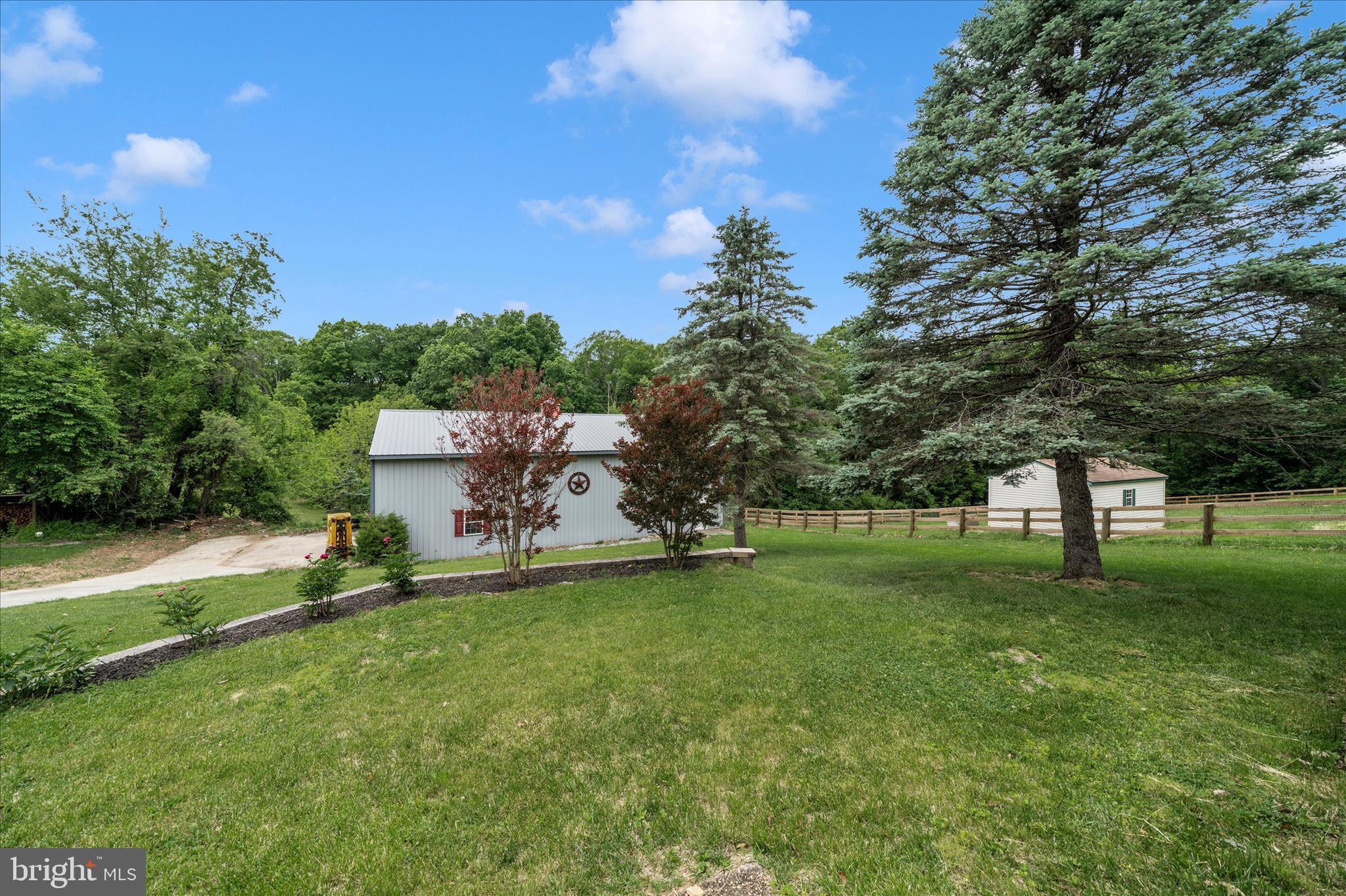 PRINCE KNOLL - Residential