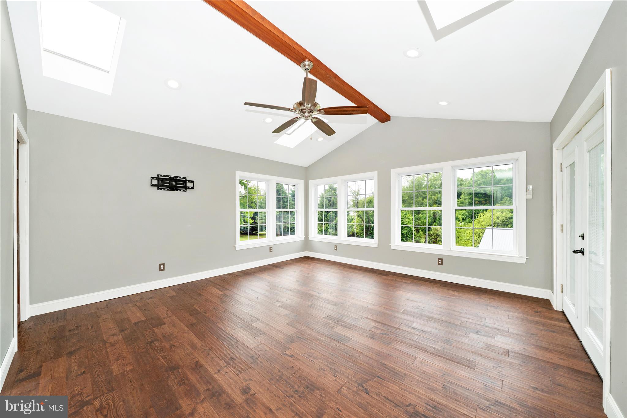 PRINCE KNOLL - Residential