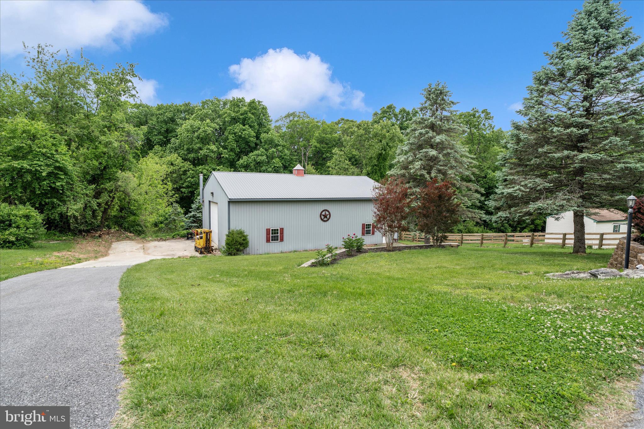 PRINCE KNOLL - Residential