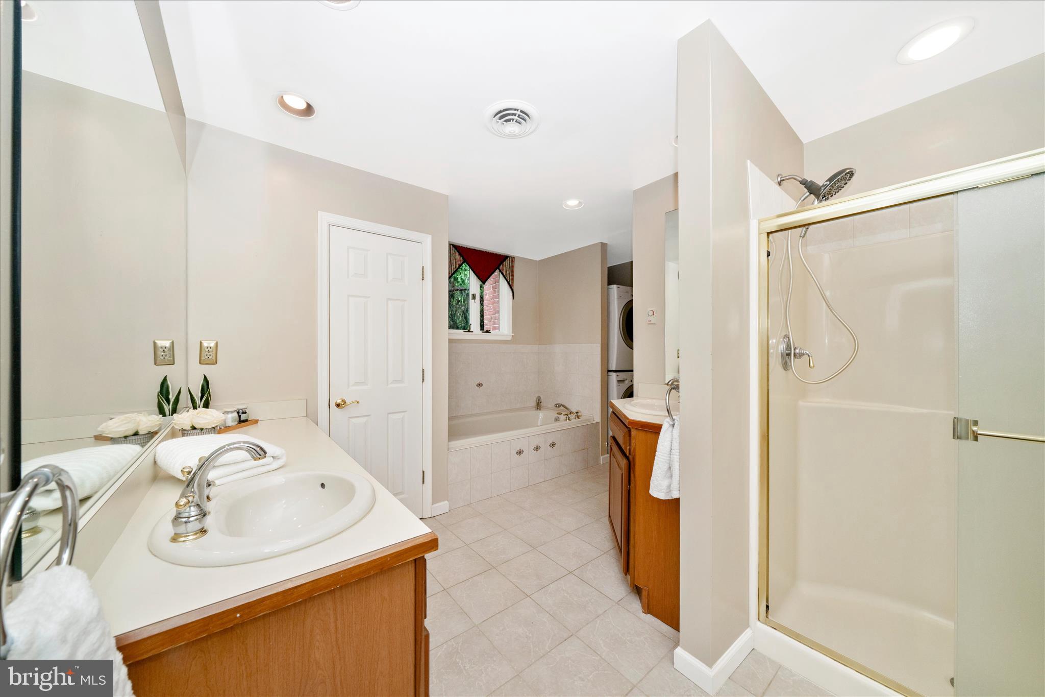 PRINCE KNOLL - Residential