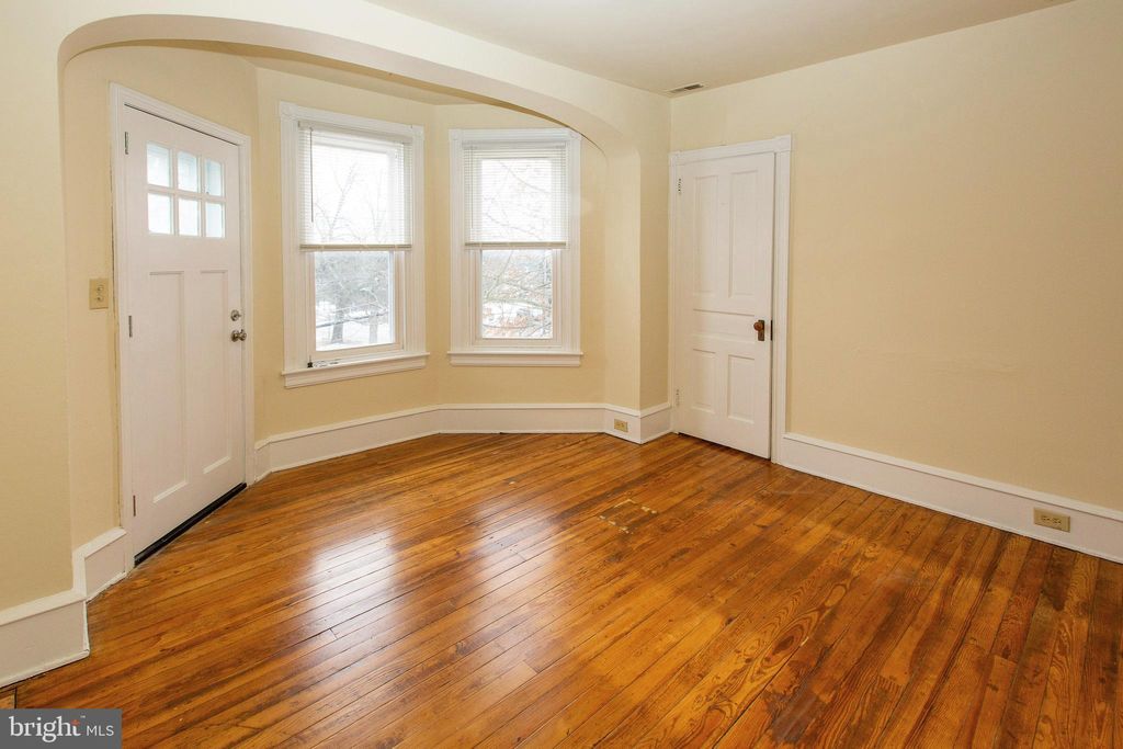 Photo of 427 E Main Street, COLLEGEVILLE, PA 19426 (MLS # PAMC2166338)