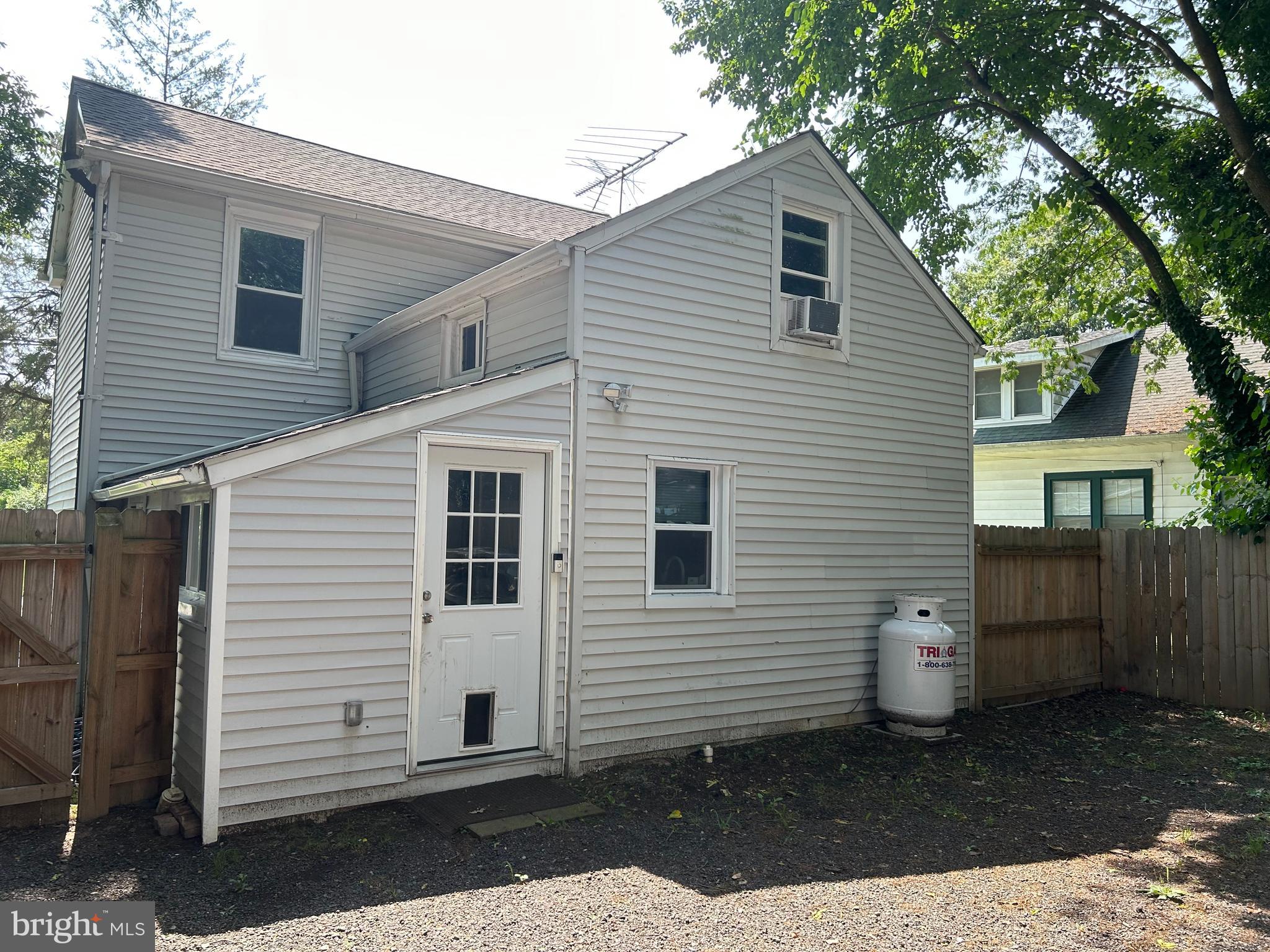 KENNEDYVILLE - Residential Lease